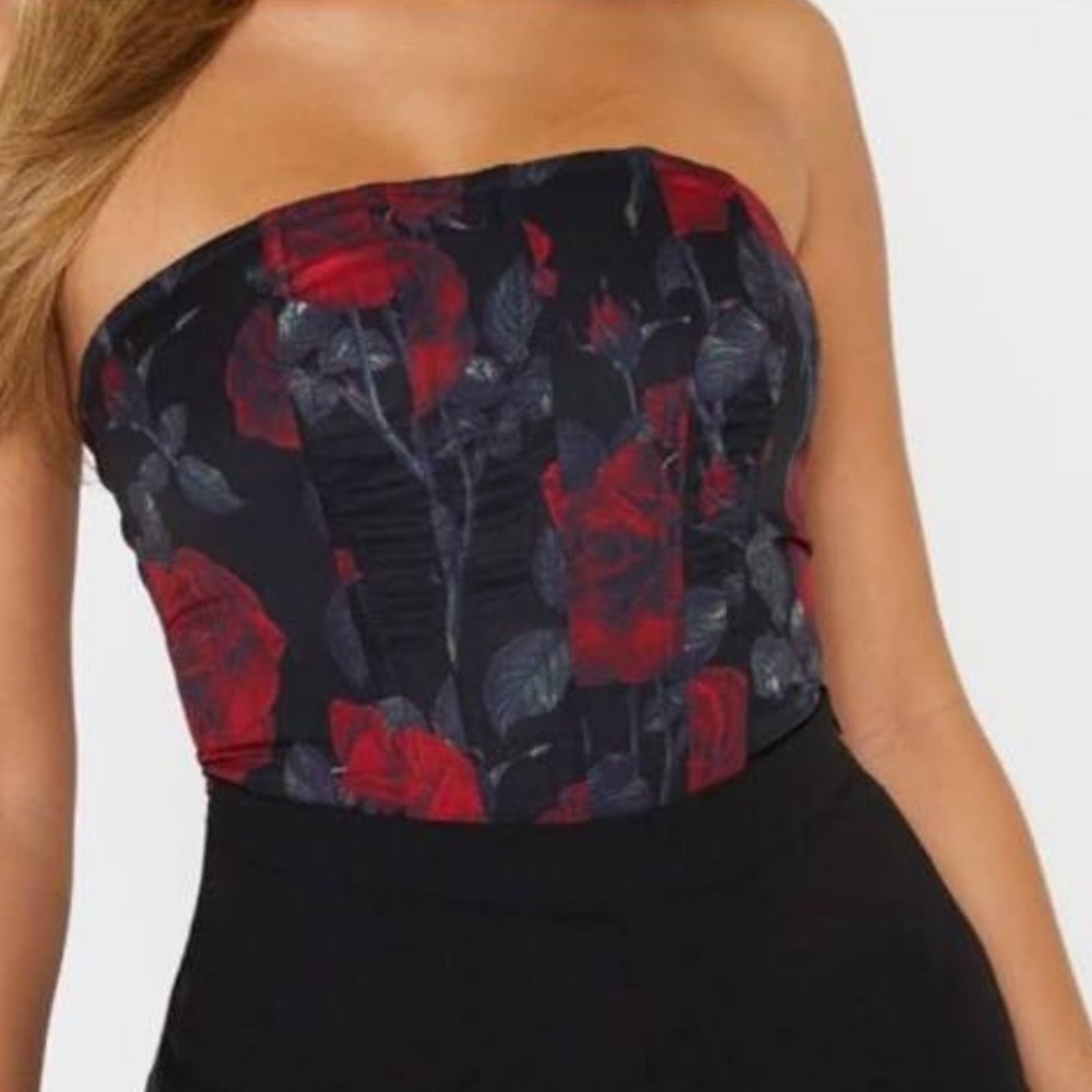 PRETTY LITTLE THING corset bodysuit